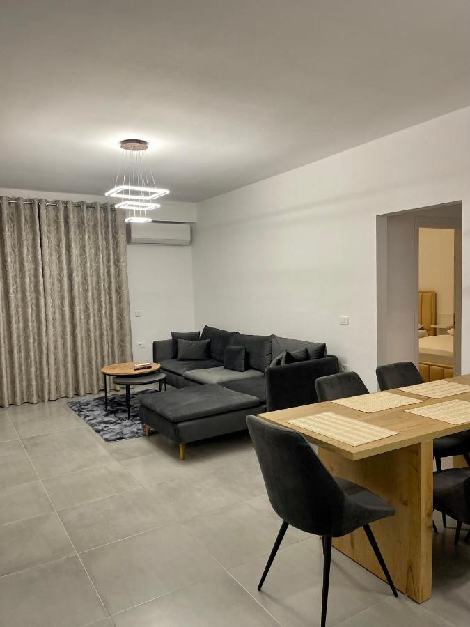 Apartment Seaview Modern Two Bedroom *