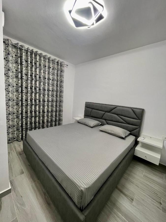 Apartment Seaview Modern Two Bedroom *